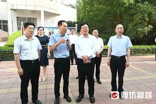 米兰总监：加比亚明天将加入球队，我们还在秘密补强后防线